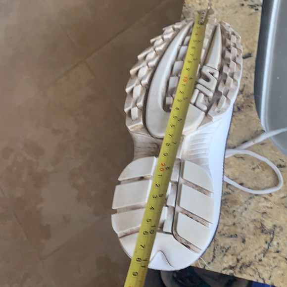 Fila shoes - Picture 9 of 9